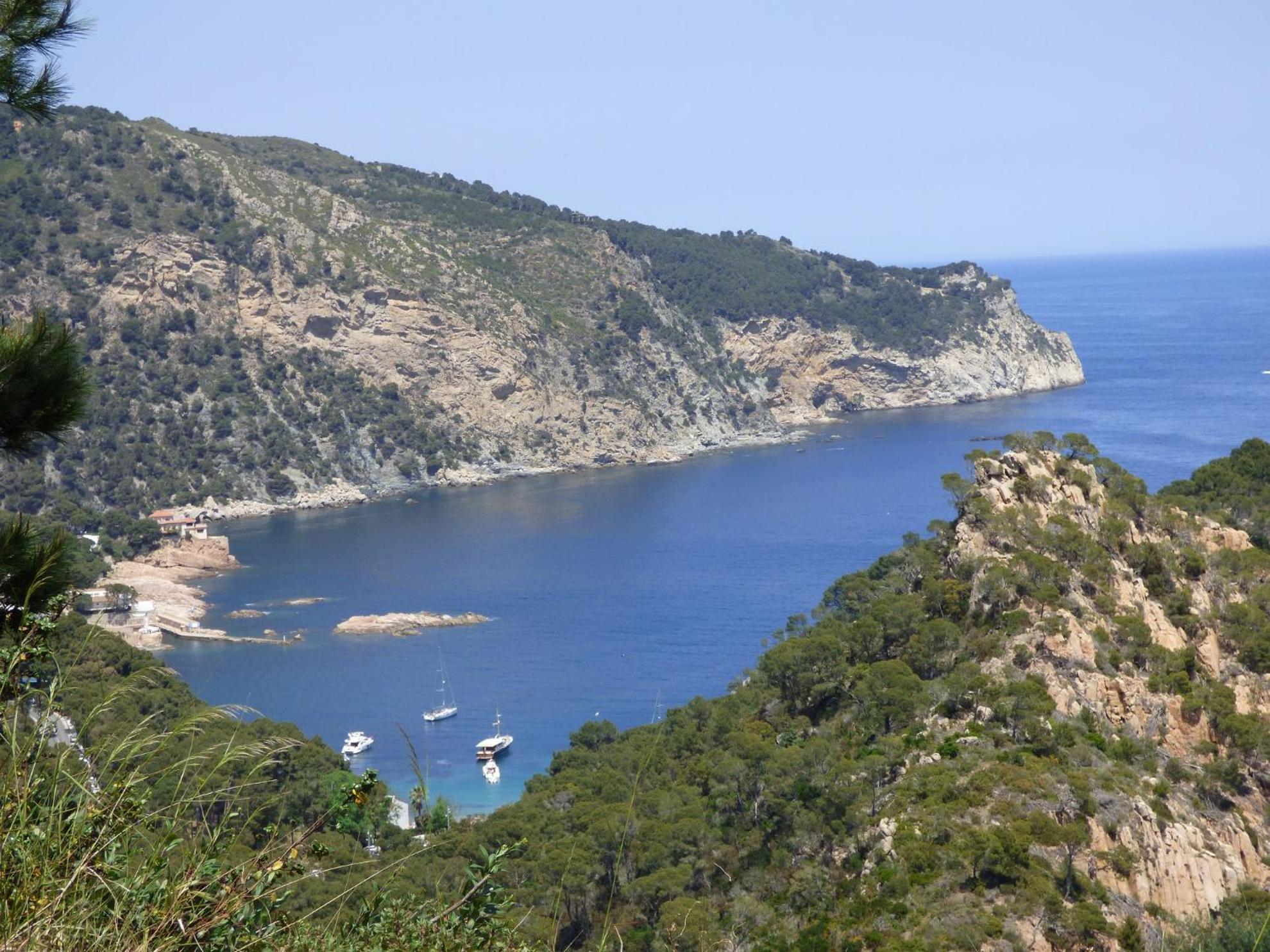 Sol y Mar 8-Maison jumelée avec terrasse, piscine et parking communautaire, surplomb de mer Begur Extérieur photo
