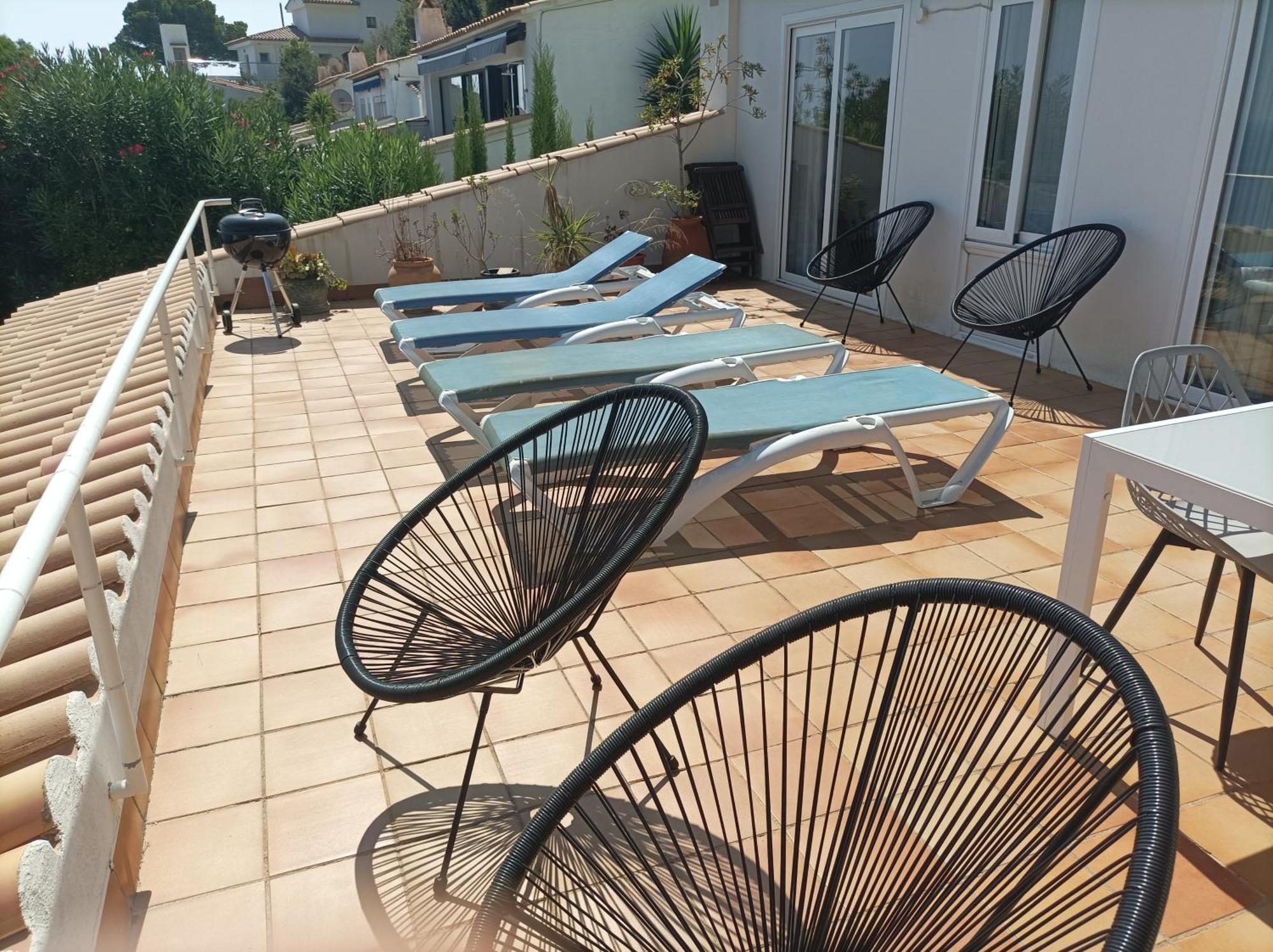 Sol y Mar 8-Maison jumelée avec terrasse, piscine et parking communautaire, surplomb de mer Begur Extérieur photo