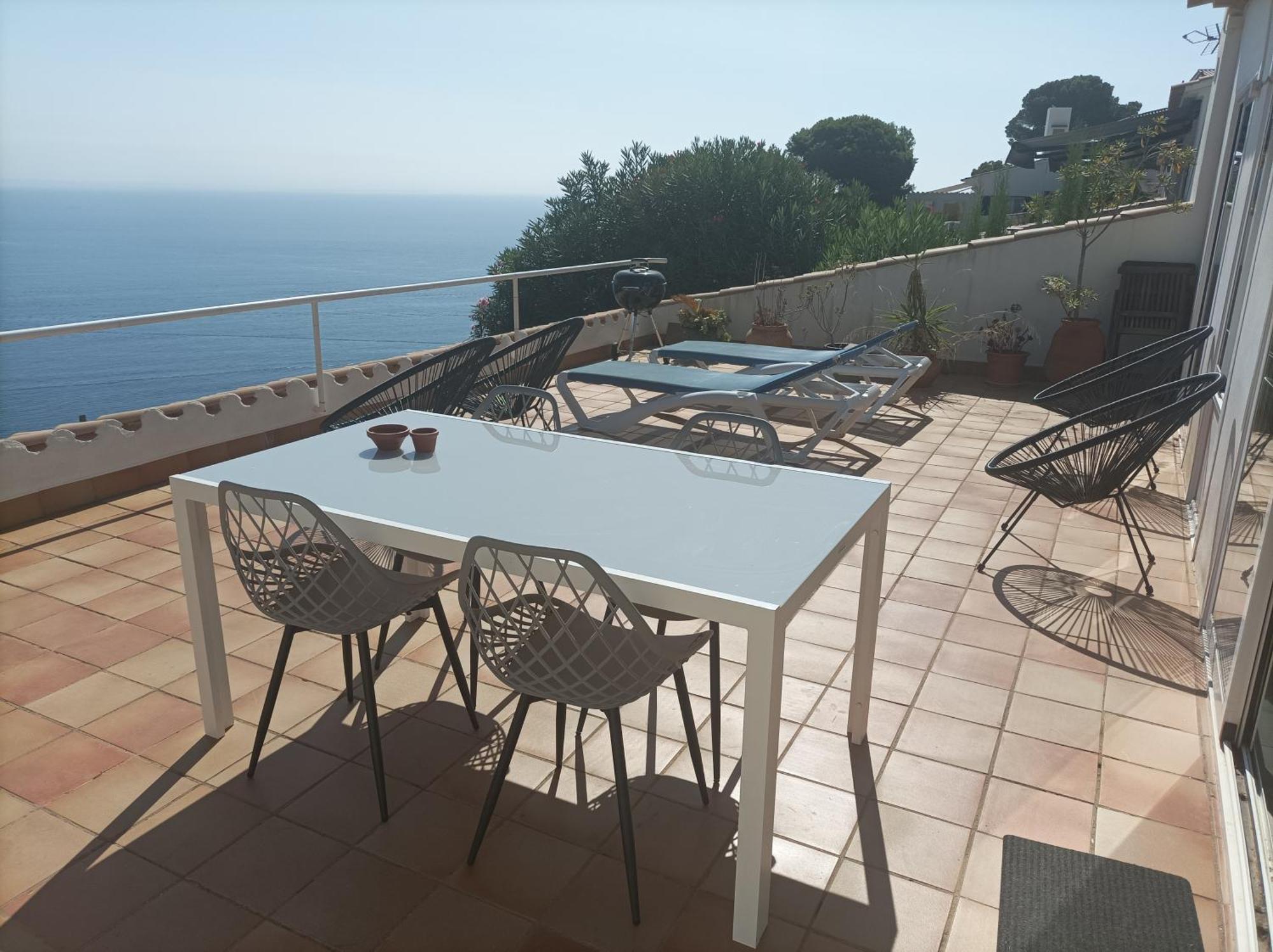 Sol y Mar 8-Maison jumelée avec terrasse, piscine et parking communautaire, surplomb de mer Begur Extérieur photo