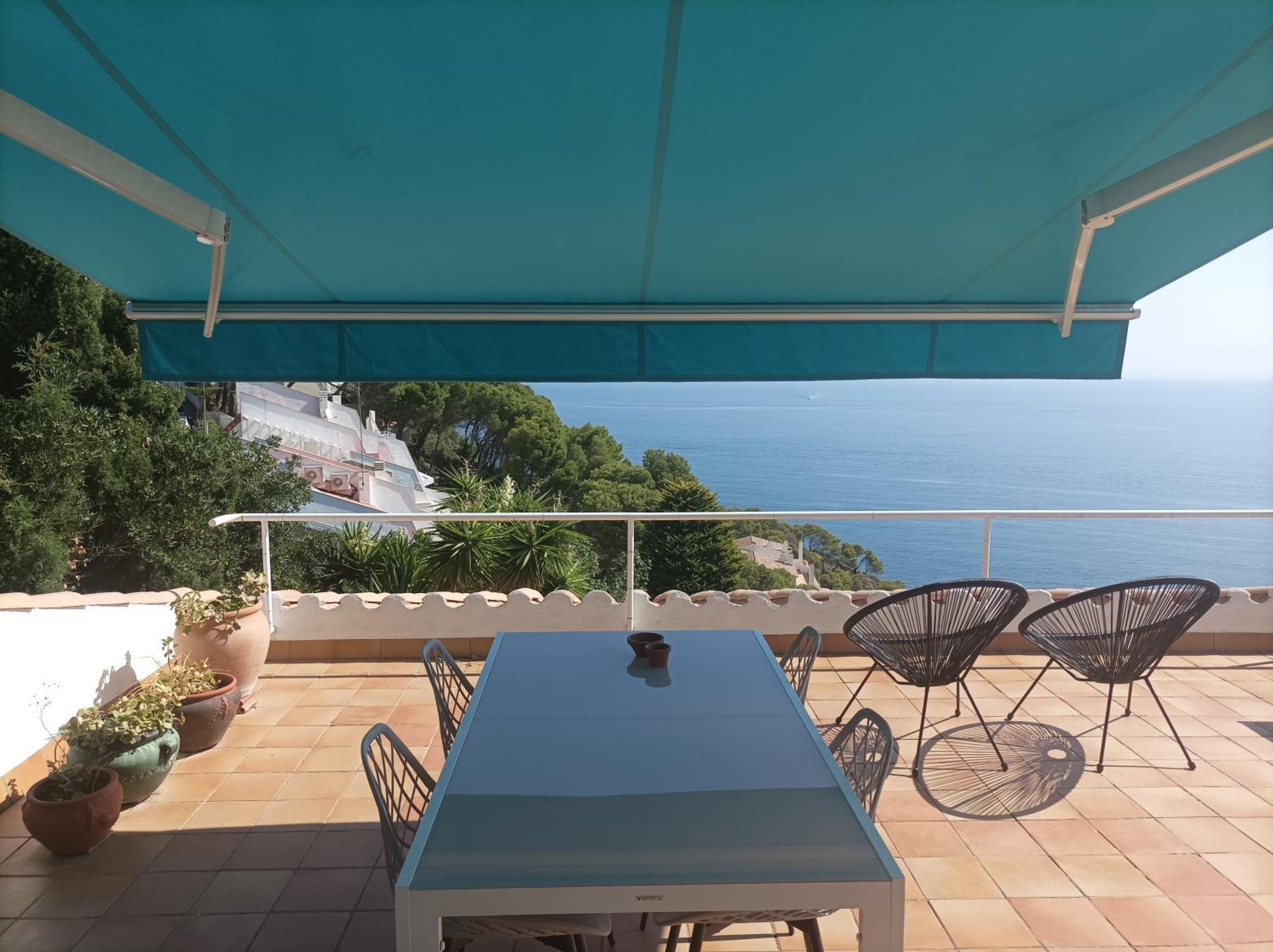 Sol y Mar 8-Maison jumelée avec terrasse, piscine et parking communautaire, surplomb de mer Begur Extérieur photo
